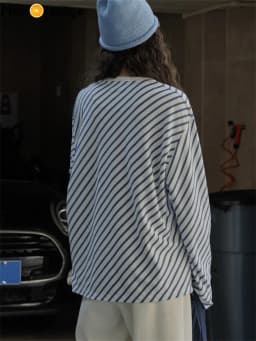 HanOrange 2026 Spring Summer Slouchy Simple Retro Diagonal Stripe T-shirt Women O-Neck Loose Casual Top Tees Female