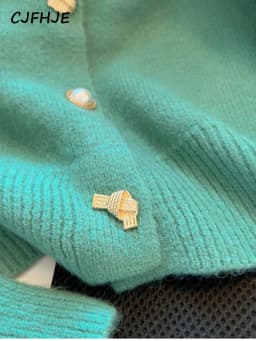 CJFHJE Solid Colors Metal Button Fragrant Style Long Sleeve Sweater Korean Round Neck Bubble Sleeve Cardigan Sweater Coat Winter