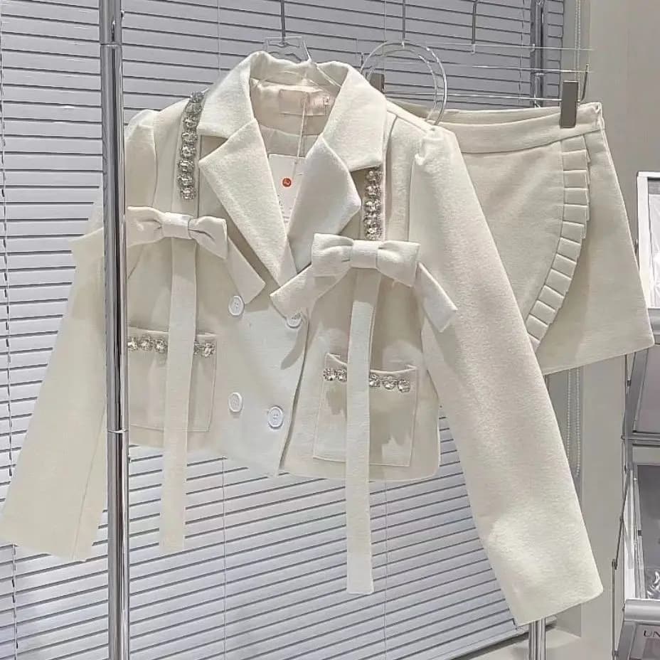 Spring Lady Suits Bowtie Diamonds Blazers Coat OL Double Breasted Rhinestone Beaded Jacket + High Waist Irregular Skirt 2pcs Set