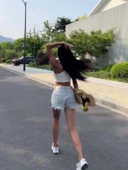 Sexy Low-waisted Denim Shorts 2026 New Summer Hole A Wide-leg Pants Ripped Jeans for Women