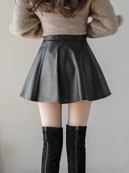 Autumn Fashion Women's Solid Color PU Pleated Skirts Winter Slim Fit High Waisted Unique Zippered Women Mini Leather Skirt