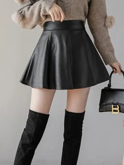 Autumn Fashion Women's Solid Color PU Pleated Skirts Winter Slim Fit High Waisted Unique Zippered Women Mini Leather Skirt