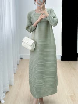 Miyake Pleated Full Sleeve Dress Women's 2025 Summer Korean Fashion Simple Round Neck Long Plus Size Medium Long Dress