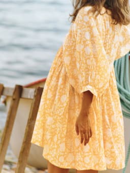 Ladies V Neck Floral Print Dresses 2023 Fashion Style Beach Dress Women Half Sleeve Lacing Pleated Loose Summer A Line Dress