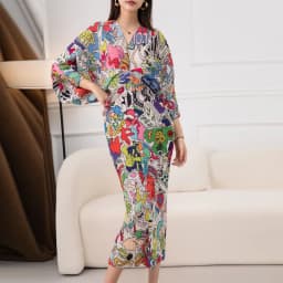 Miyake Pleated Dress Women's 2024 Spring New Graffiti Printed Bat Sleeve V-neck Long Dress At Leisure Party