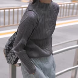 Miyake Pleated Half-high Neck Long-sleeved Women's T-shirt Slim Inner Head Set Classic Solid Bottoming Shirt Top 2025 Autumn New
