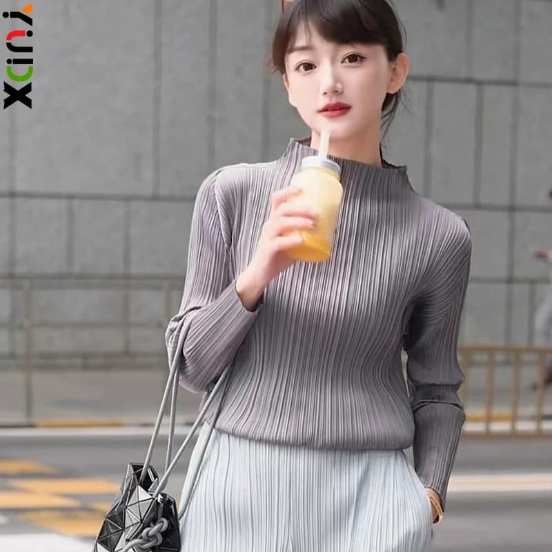 Miyake Pleated Half-high Neck Long-sleeved Women's T-shirt Slim Inner Head Set Classic Solid Bottoming Shirt Top 2025 Autumn New