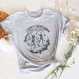 A Heart's A Heavy Burden T-shirt Aesthetic Sophie Hatter Quote  Miyazaki Shirts Retro Trendy Funny Anime Tee Howls Castle Tops