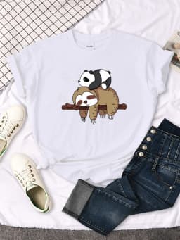 Panda Lying On A Sloth Printed Woman T-shirt Round Neck New Tshirts Fit Tee Shirt Oversized Short Sleeve Womens Tshirts