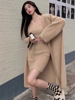 Lnternet Famous hot Girl Three Piece Set for Women's 2024 Autumn Winter Suspender Half Skirt lazy Style Outerwear Cardigan Set