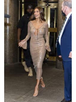 BEVENCCEL Sexy Luxury Sequins Deep V Long Sleeve Backless Sequins Long Dress Elegant Bodycon Maxi Evening Party Clubwear Dress