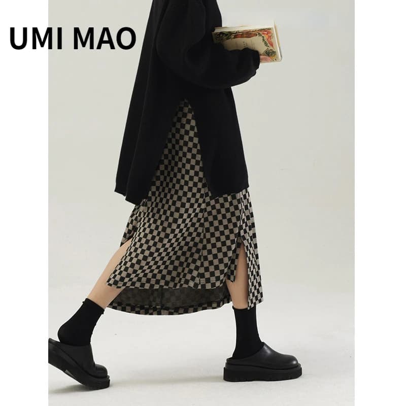 UMI MAO Yamamoto Autumn Winter Eucalyptus Painted Street Checkerboard Plaid Knitted Loose Women's Design Sense Niche Skirt Y2K