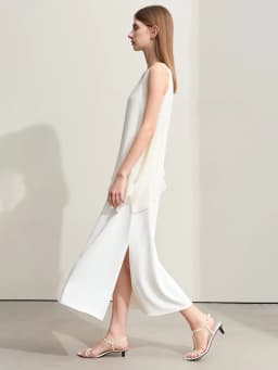 Amii Minimalism 2026 Women Dresses Summer New Vacation Style V-neck Spliced Chiffon Female Sleeveless Loose Dress 12452102