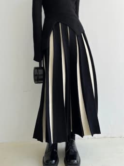 Autumn Winter Women's Skirts Elegant Fashion Knitted A-LINE Skirt Office Lady Black White Long Skirts for Women Fashion 2025