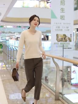 Autumn and Winter New Women's Sweater 100% Mink Cashmere Women's V-neck Pullover Casual Knitting Basic Fashion Large Top