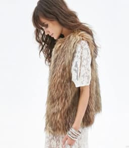Fashion Hot Style Imitation Fur Coat Female Raccoon Fur Vest Fur Vest Eam Twotwinstyle Knit Vest