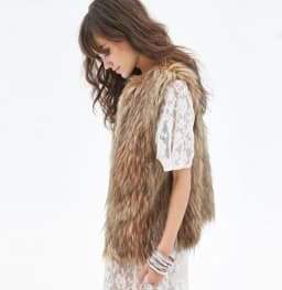 Fashion Hot Style Imitation Fur Coat Female Raccoon Fur Vest Fur Vest Eam Twotwinstyle Knit Vest