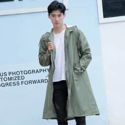 Men's and Women's Waterproof and Windproof Hooded Outdoor Hiking, Leisure and Fashionable Windbreaker Raincoat and Rain Gear