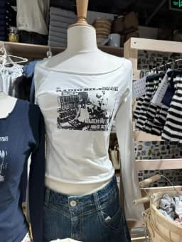 84 Print Raw Hem Long Sleeve T-shirt Woman Scoop Neck Slim Cotton Tee Top Casual Vintage Sweet Cute Streetwear Y2k Crop Tops