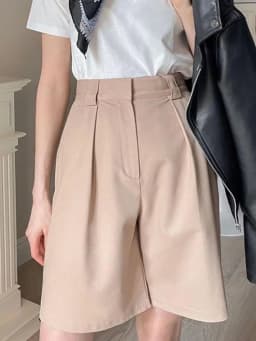 Women's Summer Shorts 2025 Long with High Waist Female Loose White Classic Knee-Length Office Wide Women's Shorts Black Candy
