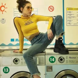 2025 Fashion Quentin Tarantino Sexy Fashion Crop Tops Women Side Stripe Long Sleeve Turtleneck Cotton Knitted Short tshirt Lady