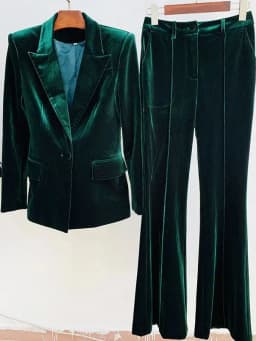 HIGH STREET Newest 2026 F/W Designer Suit Set Women's Single Button Velvet Blazer Flare Pants Set 2pcs