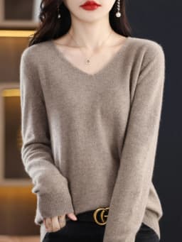 100% Pure Merino Wool Sweater Women V-neck Pullover Autumn /winter Casual Knit Tops Solid Color Regular Female Jacket Hot