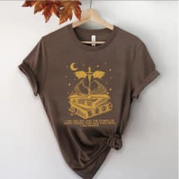I Am The Sky T Shirt Vintage Basgiath War College Tshirt Fourth Wing Tee Dragon Rider Tops Bookish The Empyrean Series Tees