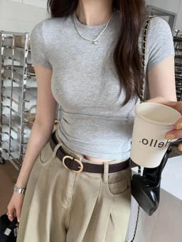 American style spicy girl shoulder T-shirt for women in summer 2025, tight fitting and slimming short top, basic elastic short s