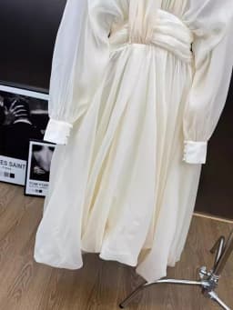 TWOTWINSTYLE Solid Spliced Folds Temperament Dresses for Women V Neck Long Sleeves High Waist Minimalist Dress Female Clothing