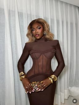 VC Sophisticated Brown High-Neck Long Sleeves Dress with Sheer Mesh Corset Accent for Party Evening Gown Ropa Para Mujer