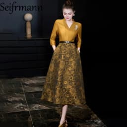 Seifrmann 2026 Spring Women's clothing New Fashionable V-neck Seven Sleeve Jacquard Waistband cinching Dress