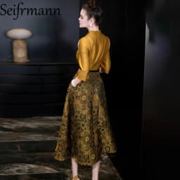 Seifrmann 2026 Spring Women's clothing New Fashionable V-neck Seven Sleeve Jacquard Waistband cinching Dress