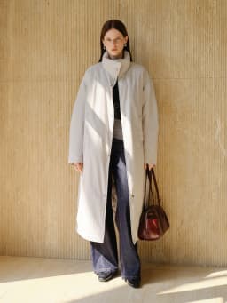 ZIQIAO Petite Women Long Stand Collar Korean 90% Down White Duck Feather Jacket 2025 Winter New Arrival Long Lenghth Down Coats