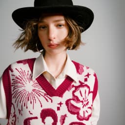 TOYOUTH Mengzhu Daji Co-branded New Year Knit Vest for Women 2025 Winter New Artistic Year of the Horse Totem Waistcoat Top