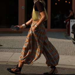 Women Baggy Balloon Pants Bubble Pleated Oversized Bloomers Wide Leg Lantern Harem Bloomer Pants