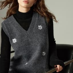 TOYOUTH Women Dresses 2025 Winter New Sleeveless Tank Dress Arctic Fleece Embroidered V-neck Knitted Dress