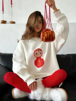 Women's 2026 New Casual Oversized Crew Neck Pullover Soft Comfortable Retro Doll Graphic Printed Long-Sleeve Sweatshirt