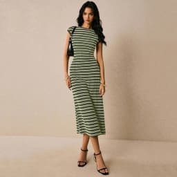 Elegant Sleeveless Knit Women's Long Dress with Round Neck and Color - Blocked Stripes for Fashionable and Casual Wear