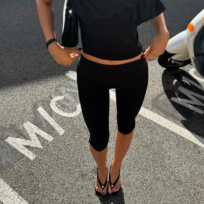 Women’s Split Hem Capri Pants Fold Over Waist Solid Color Slim Fit Cropped Pants Trousers
