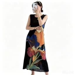 New Pleated High-quality Spring and Summer Pleated Retro Print Dress with Elegant Femininity and High-grade Sleeveless Dress