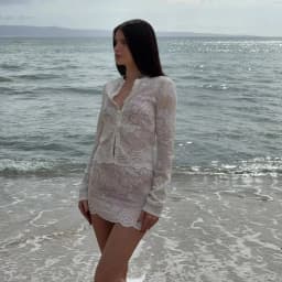 Wj White Hollow-Out Crochet See-Through Lace Low-Waist Mini Skirt, Mesh Floral Lace Vacation Style Short Skirt, See-Through Mesh Lace Low-Waist Short Skirt