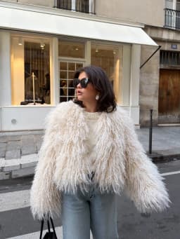 Winter Fluffy Warm Fur Cardigan Cotton Jacket Cropped Outerwear Chic Street Girls Round Neck Faux Sheep Fur Coat Women