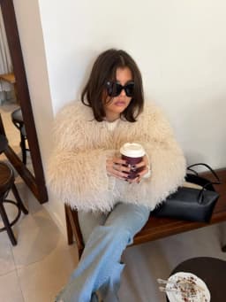 Winter Fluffy Warm Fur Cardigan Cotton Jacket Cropped Outerwear Chic Street Girls Round Neck Faux Sheep Fur Coat Women