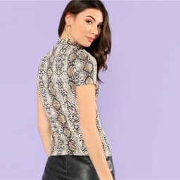 2019 Korean Summer Harajuku Sexy Vintage Turtleneck Snake Print Tshirt Women Short Sleeve Animal Print Party Club Tops