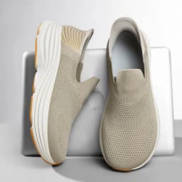 New Men Wide Toe Slip On Mesh Sneakers Breathable Thick Sole Shock Absorbing Walking Shoes Casual Commuting Shoes