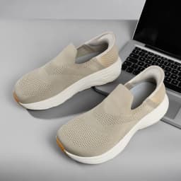 New Men Wide Toe Slip On Mesh Sneakers Breathable Thick Sole Shock Absorbing Walking Shoes Casual Commuting Shoes