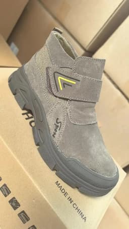 Construction Work Boots Anti-smash Anti-puncture Safety Shoes Men Steel Toe Boots Scald Proof Welding Boots Indestructible Shoes