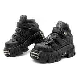 New Punk Style Women Shoes Lace-up Heel Height 6CM Platform Shoes Woman Metal Decor Woman Sneakers Gothic Ankle Rock Boots