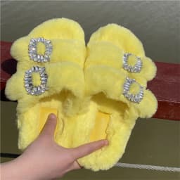 Women's Plush Slippers 2025 New Women's Winter Home Soft Plush Slippers Home Flat Indoor Shoes Ladies Flip-Flops